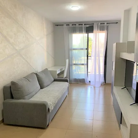 Excelente Apartamento Urani Con Terrasa